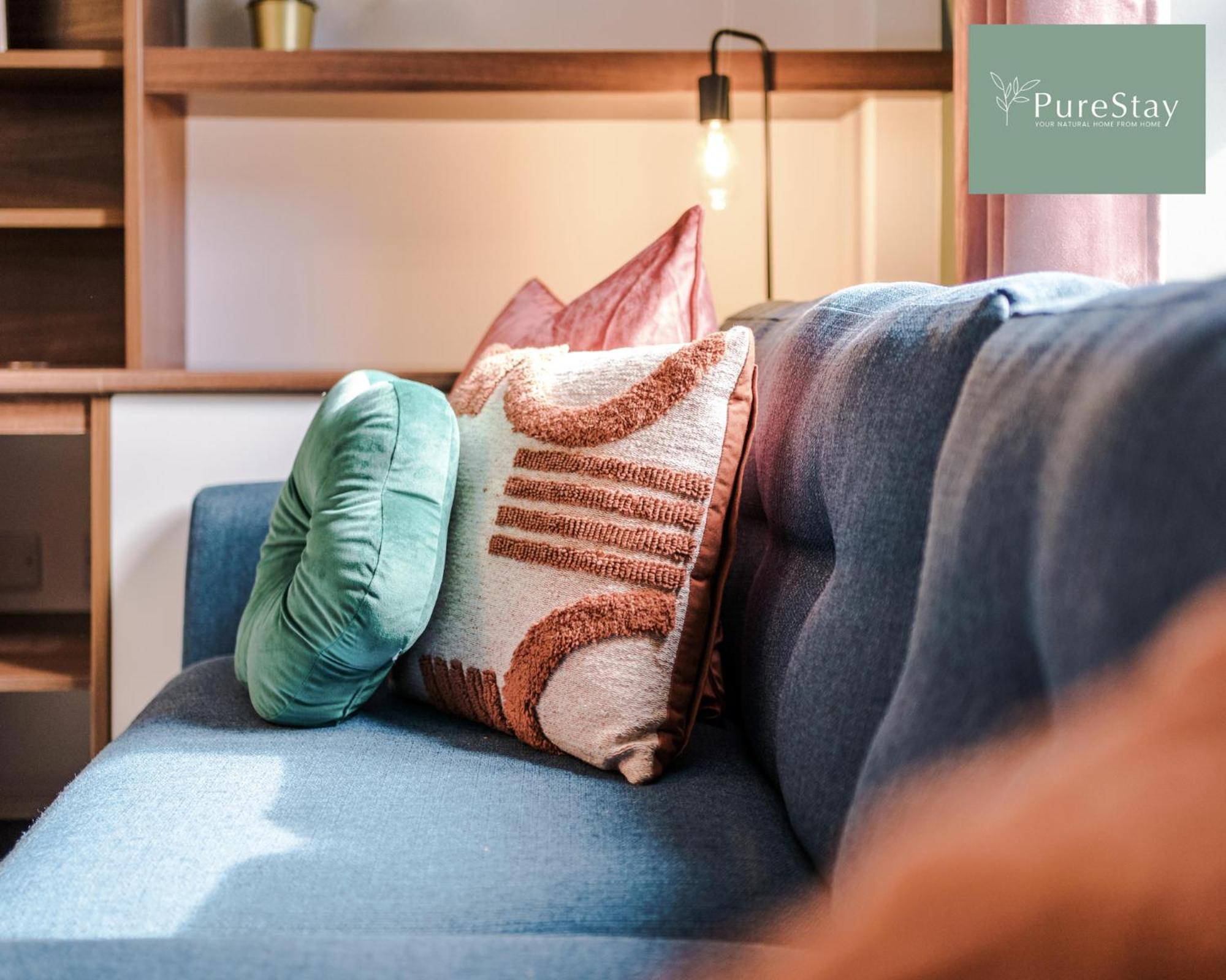 Stunning Five Bedroom Manchester House With Free Parking By Purestay Short Lets & Serviced Accommodation Kültér fotó