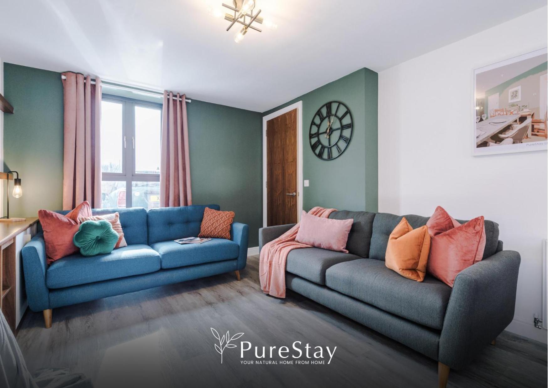 Stunning Five Bedroom Manchester House With Free Parking By Purestay Short Lets & Serviced Accommodation Kültér fotó