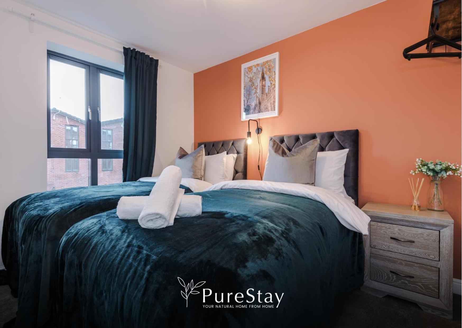 Stunning Five Bedroom Manchester House With Free Parking By Purestay Short Lets & Serviced Accommodation Kültér fotó